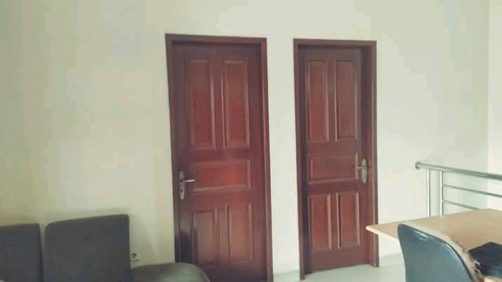 Rumah Bagus 2,5 Lantai Di Komplek Cengkareng Indah Jkt Barat - Gambar 15