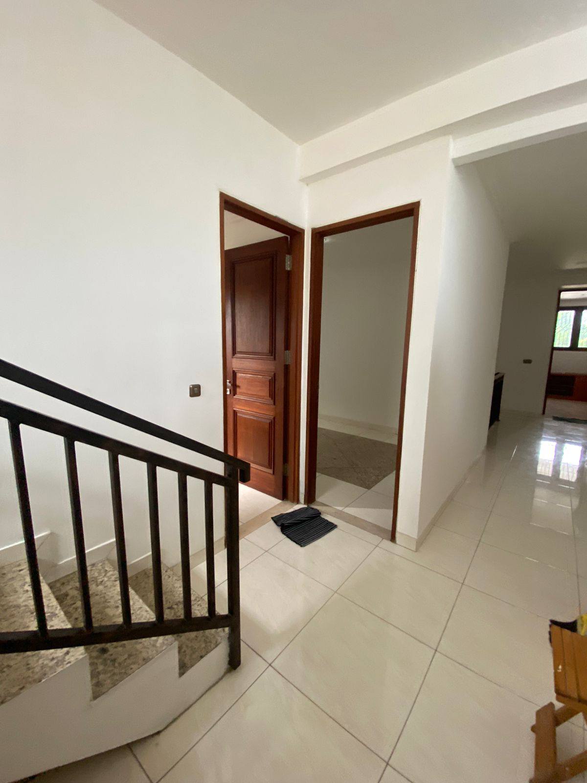 Rumah nyaman di Cilandak Timur Jkt Selatan - Gambar 12